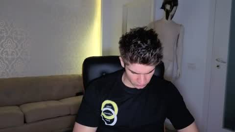 MaxKaiden online show from June 2026 04:21:01 AM