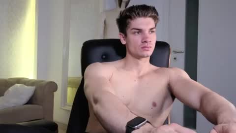 MaxKaiden online show from June 2026 04:37:01 AM
