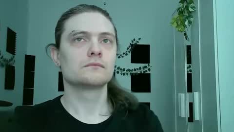 maxs_93 online show from March 2026 10:44:02 AM