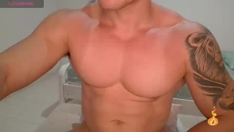 Snapshot of maxwel949813 chatting on April 2026 08:09:02 PM Max online show from April 2026 08:09:02 PM