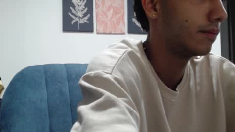 Snapshot of maxwolf18 chatting on October 2025 12:22:02 AM maxwolf18 online show from October 2025 12:22:02 AM