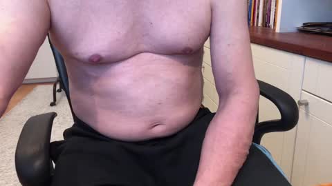 Snapshot of maxx_martin chatting on February 2025 07:31:02 AM Max online show from February 2025 07:31:02 AM