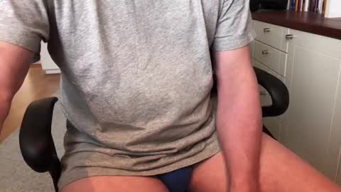 Snapshot of maxx_martin chatting on March 2025 10:35:02 AM Max online show from March 2025 10:35:02 AM