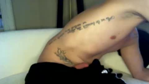 Snapshot of maxxcawke chatting on November 2025 01:59:02 PM Maxx Cawke online show from November 2025 01:59:02 PM