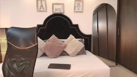 Maxxi online show from September 2025 01:27:02 AM