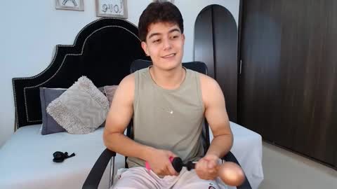 Maxxi online show from September 2025 01:27:02 AM