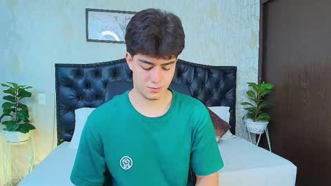 Maxxi online show from October 2025 03:38:01 AM