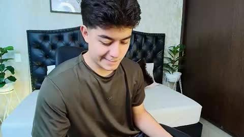 Maxxi online show from October 2025 03:18:01 AM