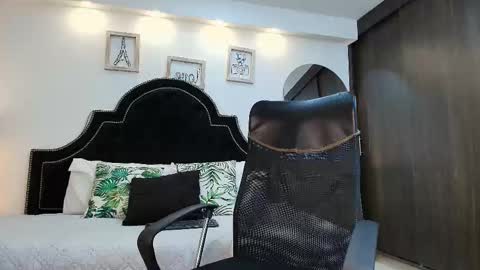 Maxxi online show from December 2025 05:25:02 AM