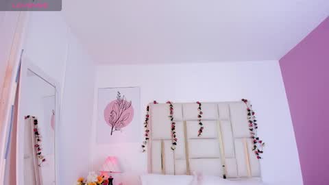 Snapshot of maxxine_vx chatting on November 2025 07:34:02 PM Valentina online show from November 2025 07:34:02 PM