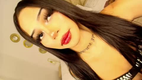 Valentina online show from May 2026 09:43:01 PM