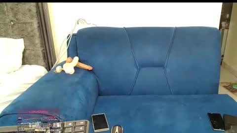 maxxinepetite online show from May 2026 09:12:01 PM