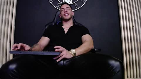 Snapshot of maxxxpowerful chatting on December 2024 02:19:02 AM maxxxpowerful online show from December 2024 02:19:02 AM