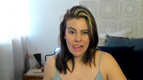 Victoria online show from December 2024 03:26:01 PM