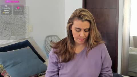 Victoria online show from October 2025 08:42:02 PM