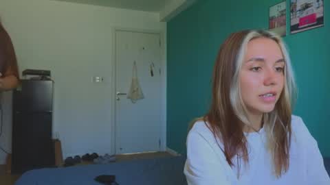 Dani and May online show from March 2026 08:25:01 AM