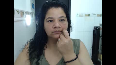 Snapshot of may_fk chatting on November 2025 05:17:02 AM may_fk online show from November 2025 05:17:02 AM