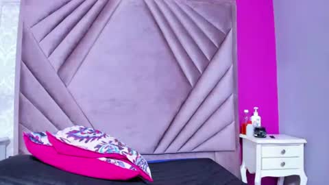 may_lovers online show from July 2026 04:39:33 PM