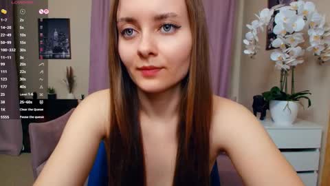 Snapshot of may_wow chatting on April 2026 06:10:01 PM Katrin online show from April 2026 06:10:01 PM