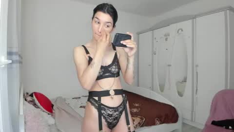Maya online show from April 2026 05:15:02 PM