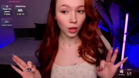 Snapshot of maya_light chatting on March 2026 03:06:02 AM Maya online show from March 2026 03:06:02 AM