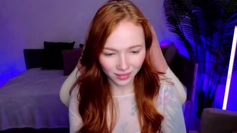 Snapshot of maya_light chatting on May 2026 02:06:02 AM Maya online show from May 2026 02:06:02 AM