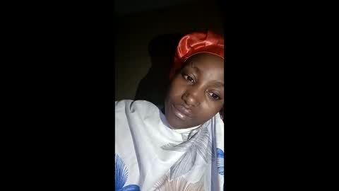 Snapshot of maya_melody chatting on February 2026 07:32:02 PM maya_melody online show from February 2026 07:32:02 PM