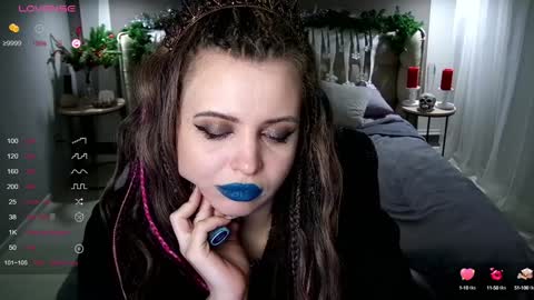 Maya Mils online show from December 2024 07:24:01 AM