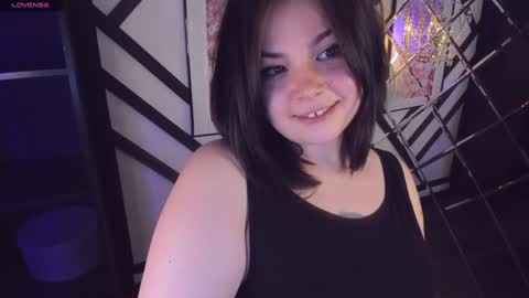 Snapshot of maya_muse chatting on January 2025 09:49:02 AM Woman online show from January 2025 09:49:02 AM