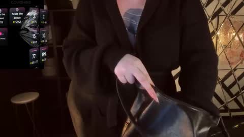 Snapshot of maya_muse chatting on March 2025 01:59:02 PM Woman online show from March 2025 01:59:02 PM