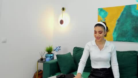 Snapshot of maya_rogerss chatting on January 2025 07:06:01 PM Maya online show from January 2025 07:06:01 PM