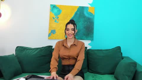 Snapshot of maya_rogerss chatting on January 2025 05:26:02 PM Maya online show from January 2025 05:26:02 PM