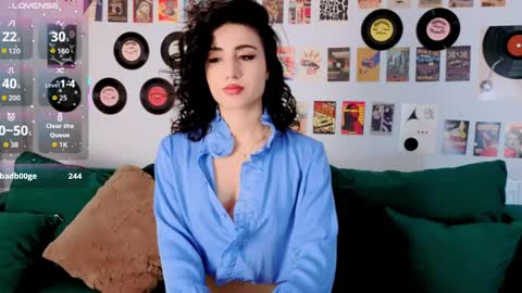 Snapshot of maya_rogerss chatting on April 2026 02:44:02 PM Maya online show from April 2026 02:44:02 PM