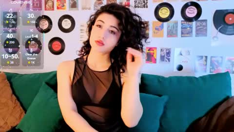 Snapshot of maya_rogerss chatting on April 2026 02:45:02 PM Maya online show from April 2026 02:45:02 PM