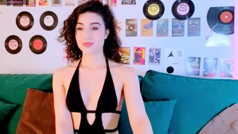 Snapshot of maya_rogerss chatting on May 2026 03:08:02 PM Maya online show from May 2026 03:08:02 PM