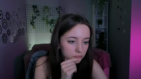 Snapshot of maya_venz chatting on April 2026 12:11:02 PM Maya online show from April 2026 12:11:02 PM