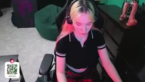 Maya Viola online show from June 2026 05:35:02 AM