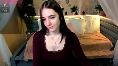 Snapshot of maya_winters chatting on July 2026 12:33:01 PM maya_winters online show from July 2026 12:33:01 PM
