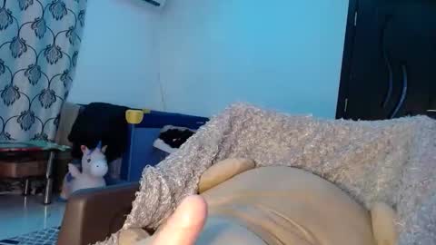 Maya  Zack online show from February 2026 02:53:02 PM