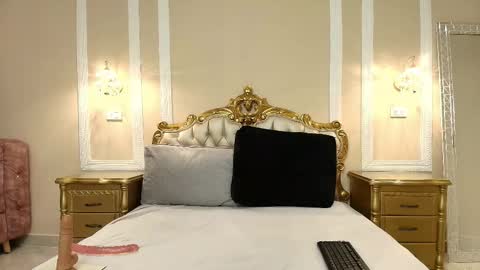 M A Y A  B A K E R online show from March 2026 08:24:02 PM