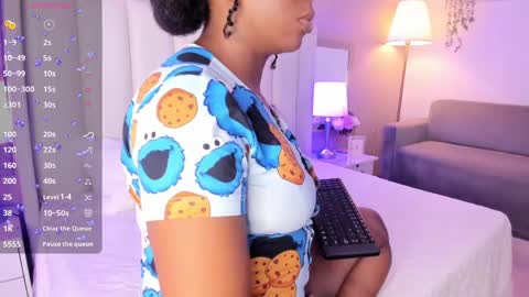Snapshot of mayacardenas chatting on December 2024 03:54:01 AM Maya online show from December 2024 03:54:01 AM