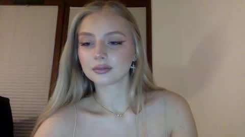 Snapshot of mayaflirt chatting on March 2026 04:57:02 PM mayaflirt online show from March 2026 04:57:02 PM