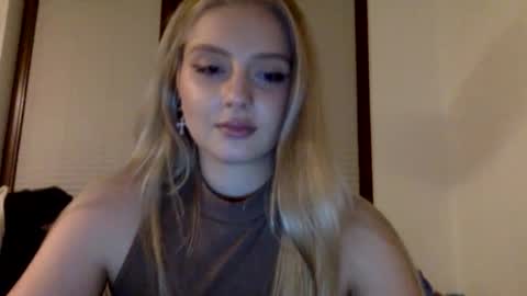 Snapshot of mayaflirt chatting on March 2026 07:07:01 PM mayaflirt online show from March 2026 07:07:01 PM