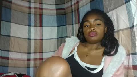 Snapshot of mayajadorelie chatting on September 2025 02:35:01 AM charlesia online show from September 2025 02:35:01 AM