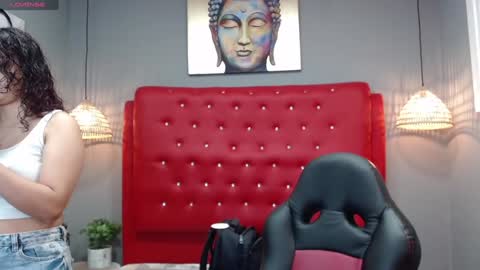 Snapshot of mayamoira chatting on December 2024 11:47:01 AM Maya online show from December 2024 11:47:01 AM