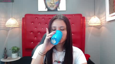 Snapshot of mayamoira chatting on December 2024 11:50:02 AM Maya online show from December 2024 11:50:02 AM