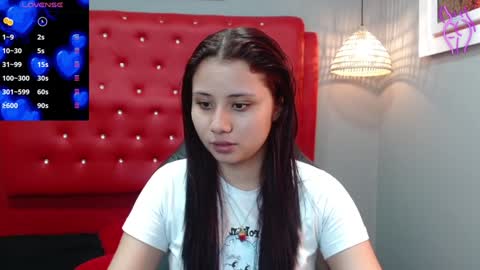 Snapshot of mayamoira chatting on December 2024 03:19:02 PM Maya online show from December 2024 03:19:02 PM