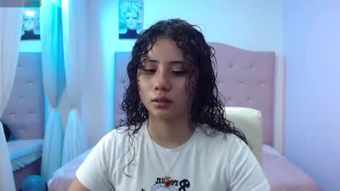Snapshot of mayamoira chatting on February 2025 12:10:02 PM Maya online show from February 2025 12:10:02 PM