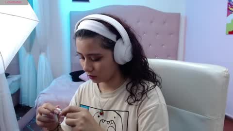 Snapshot of mayamoira chatting on February 2025 10:26:02 PM Maya online show from February 2025 10:26:02 PM