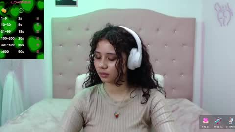 Snapshot of mayamoira chatting on February 2025 10:15:02 PM Maya online show from February 2025 10:15:02 PM